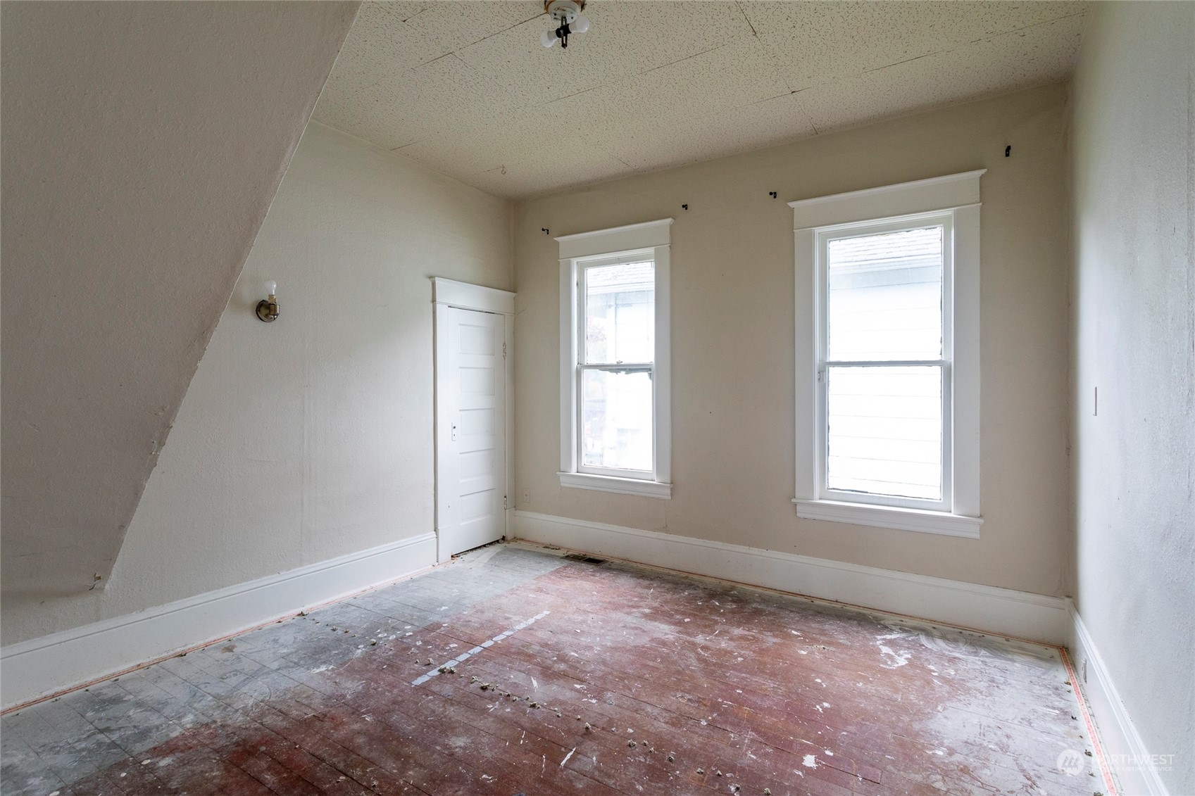 property viewer photo 11