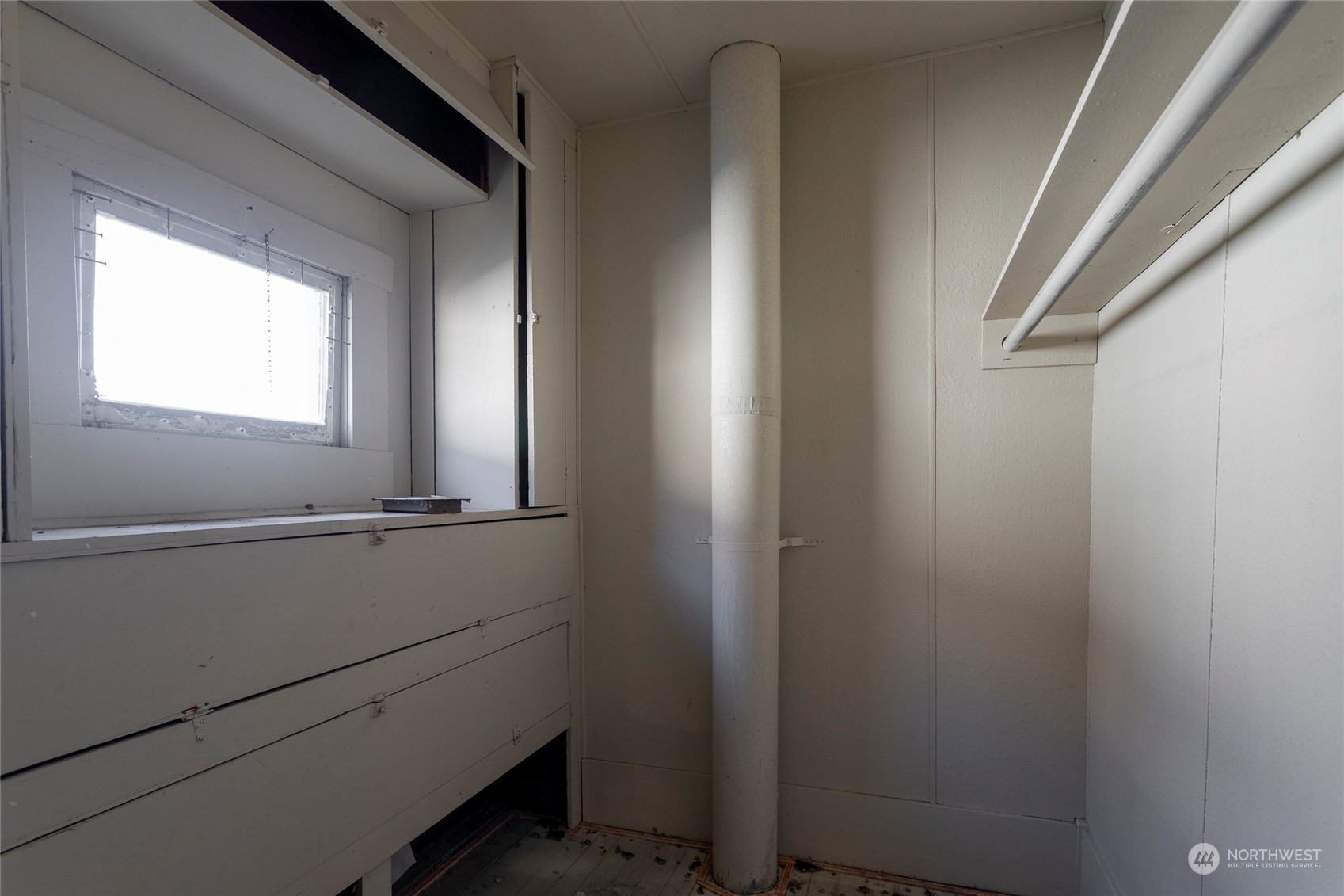 property viewer photo 16