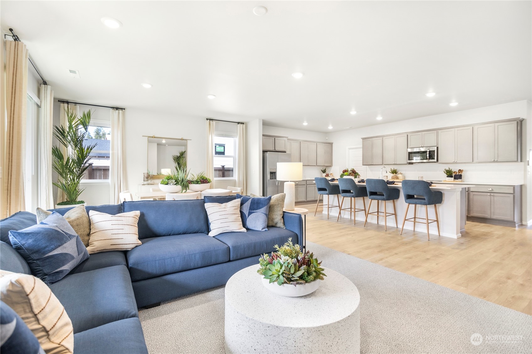 property viewer photo 13
