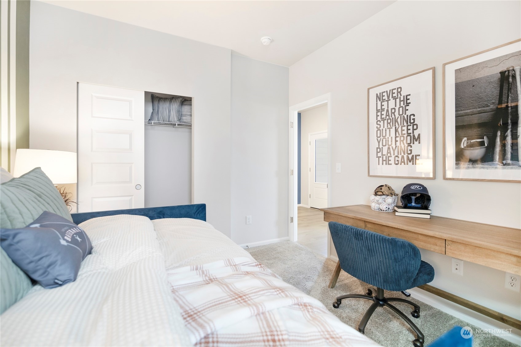 property viewer photo 19