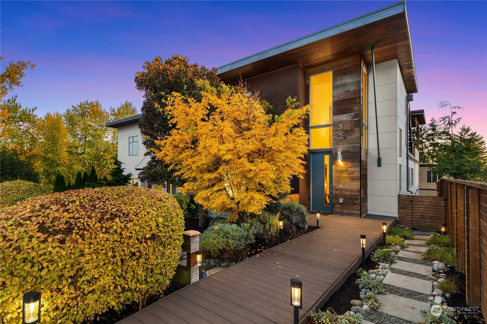 property viewer photo 1