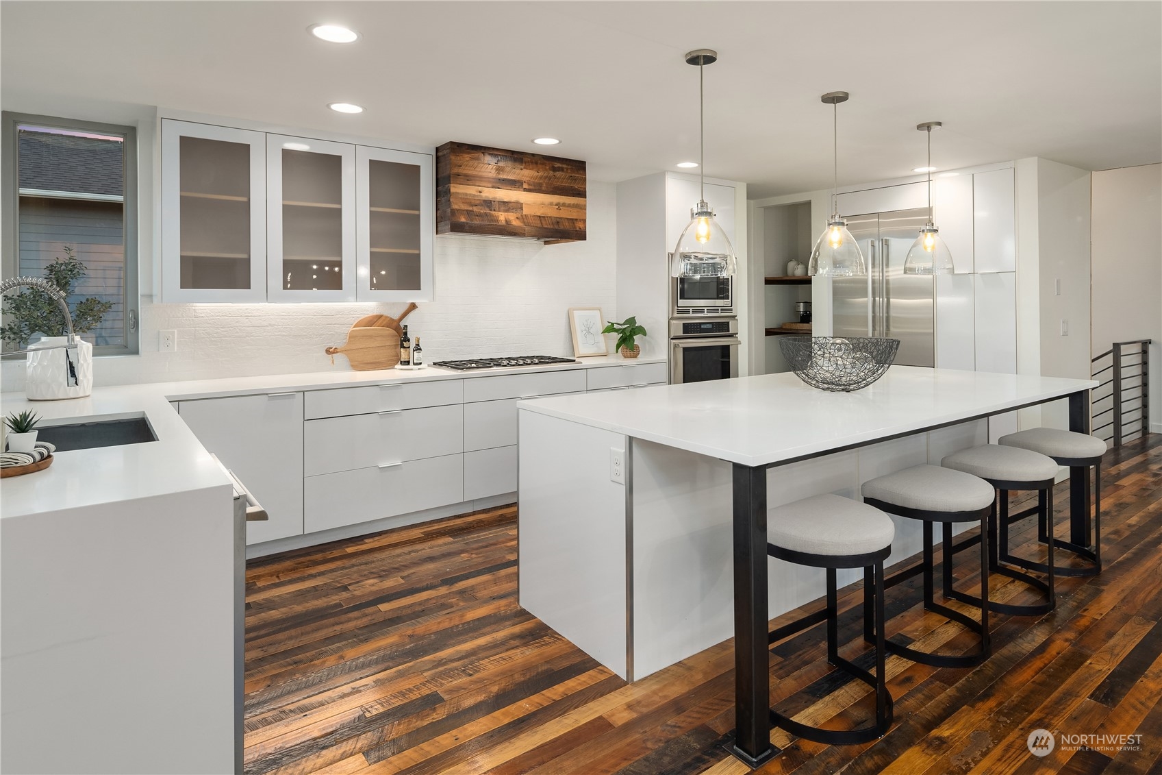 property viewer photo 12