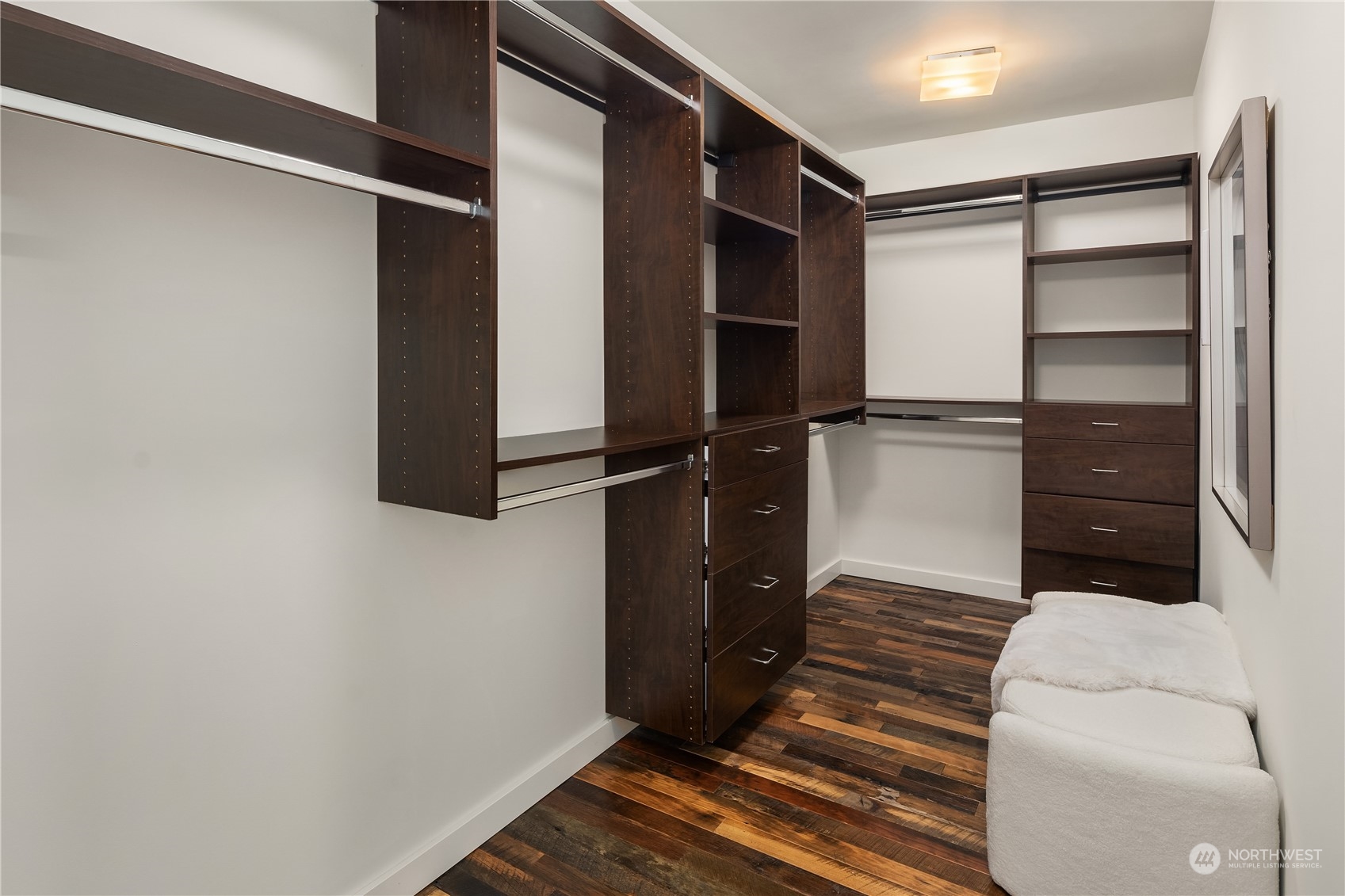 property viewer photo 21