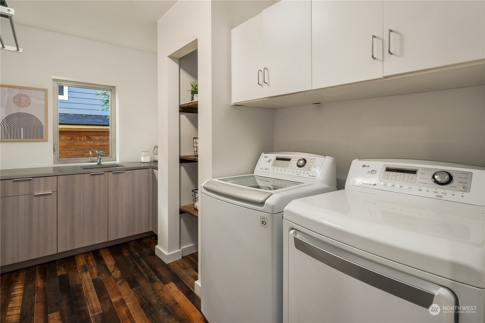 property viewer photo 27