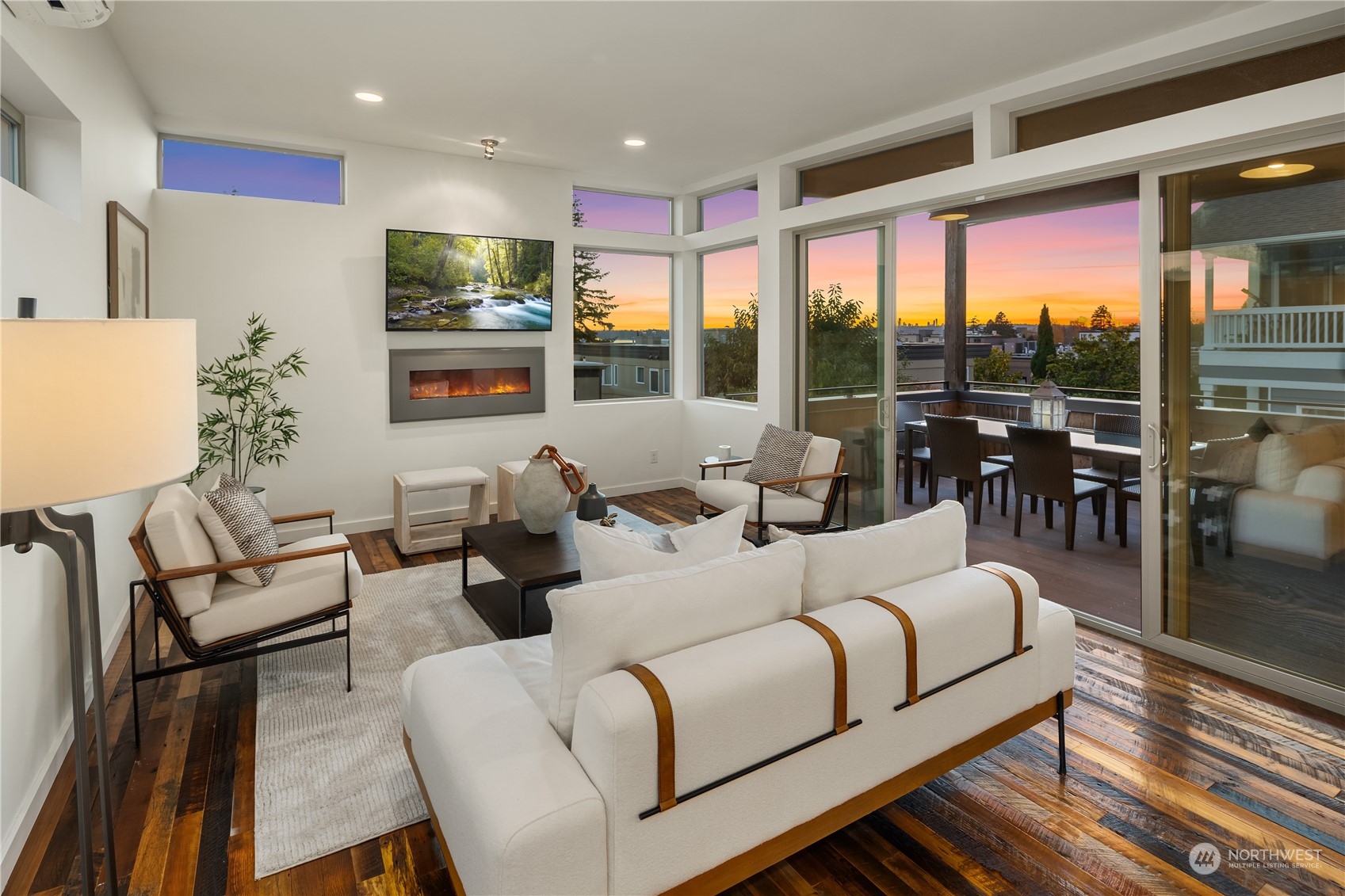 property viewer photo 6