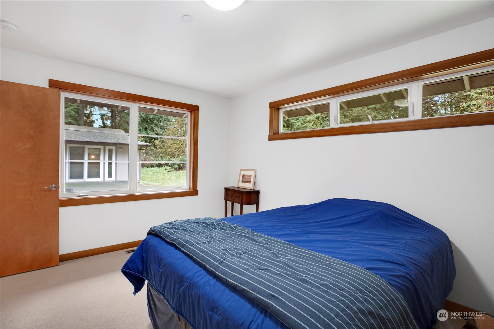 property viewer photo 27