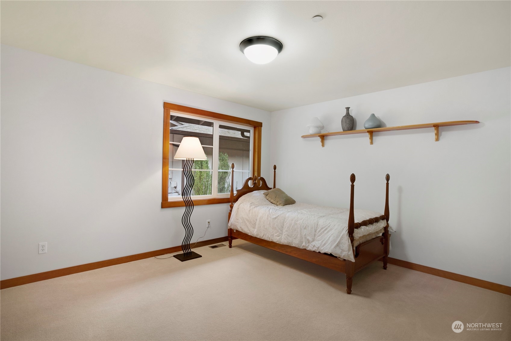 property viewer photo 29