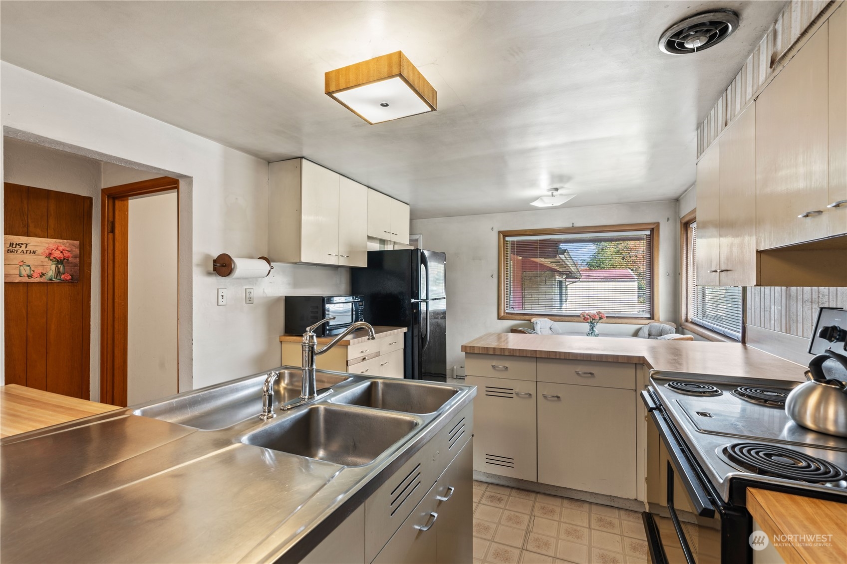property viewer photo 10