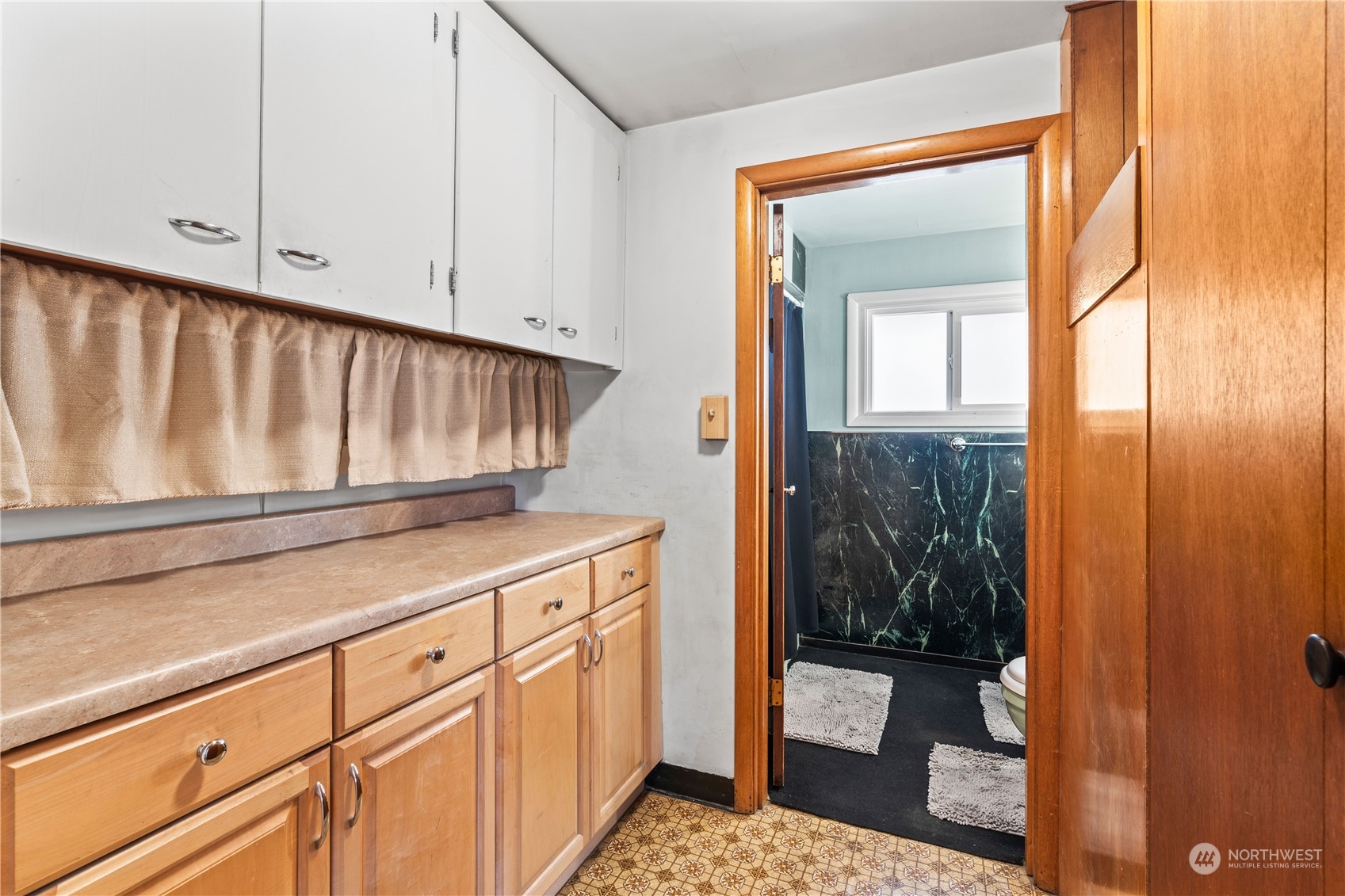 property viewer photo 17