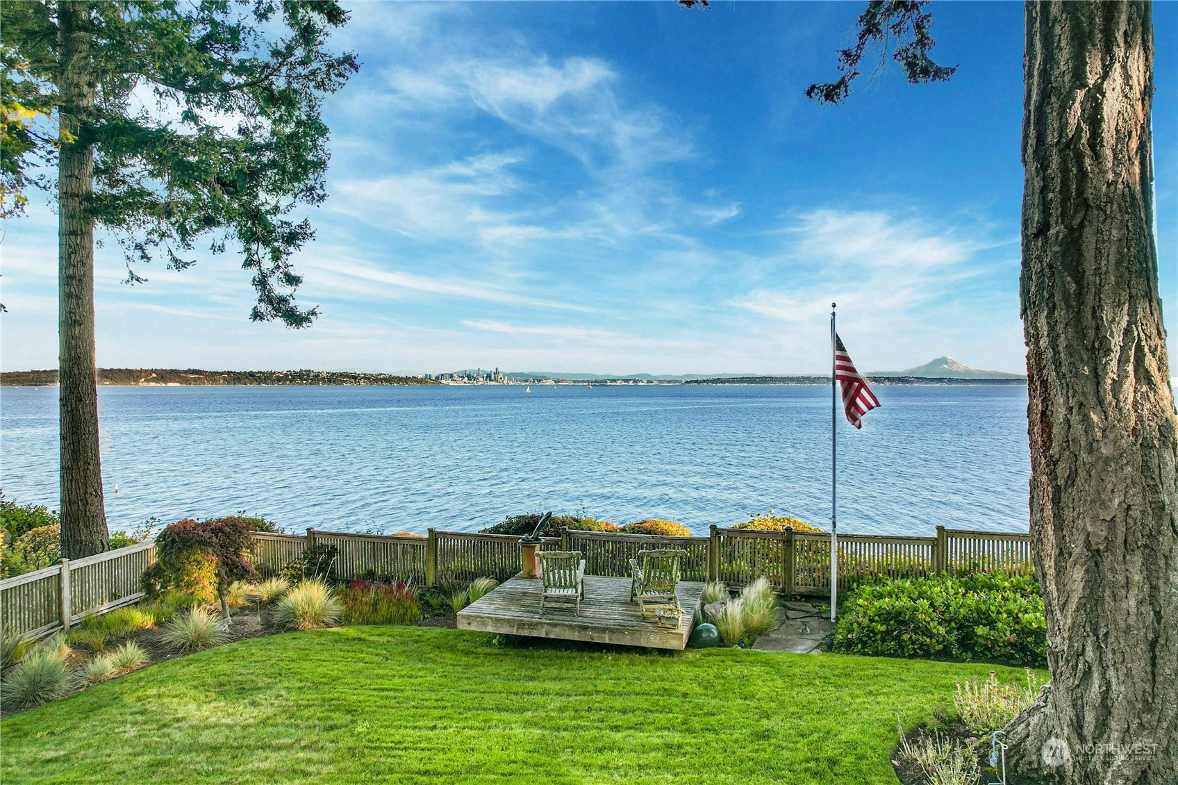 property viewer photo 1