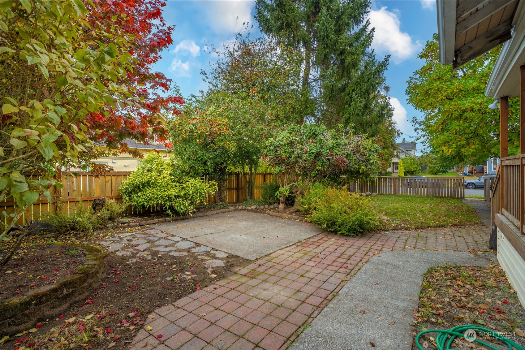 property viewer photo 25