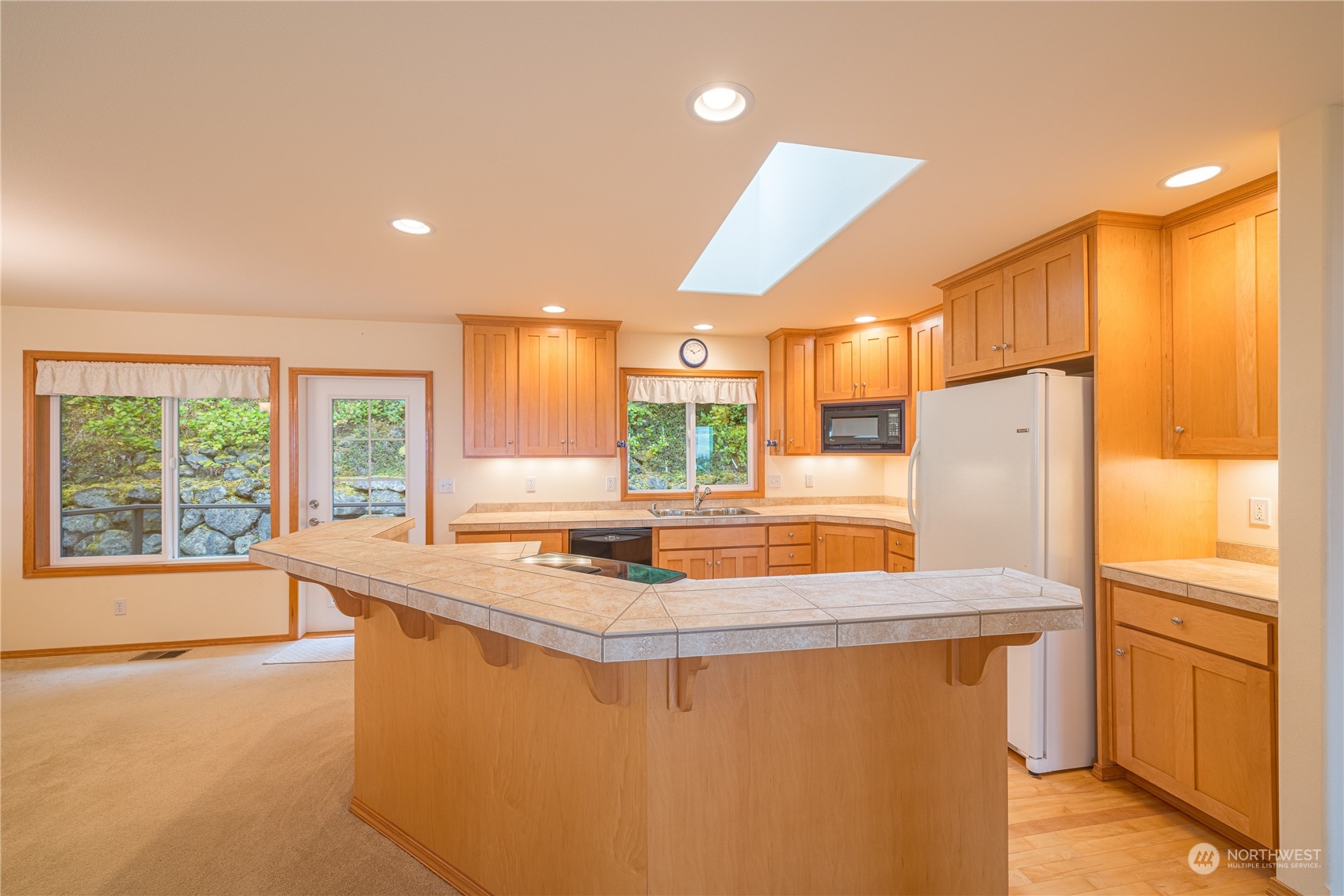 property viewer photo 11