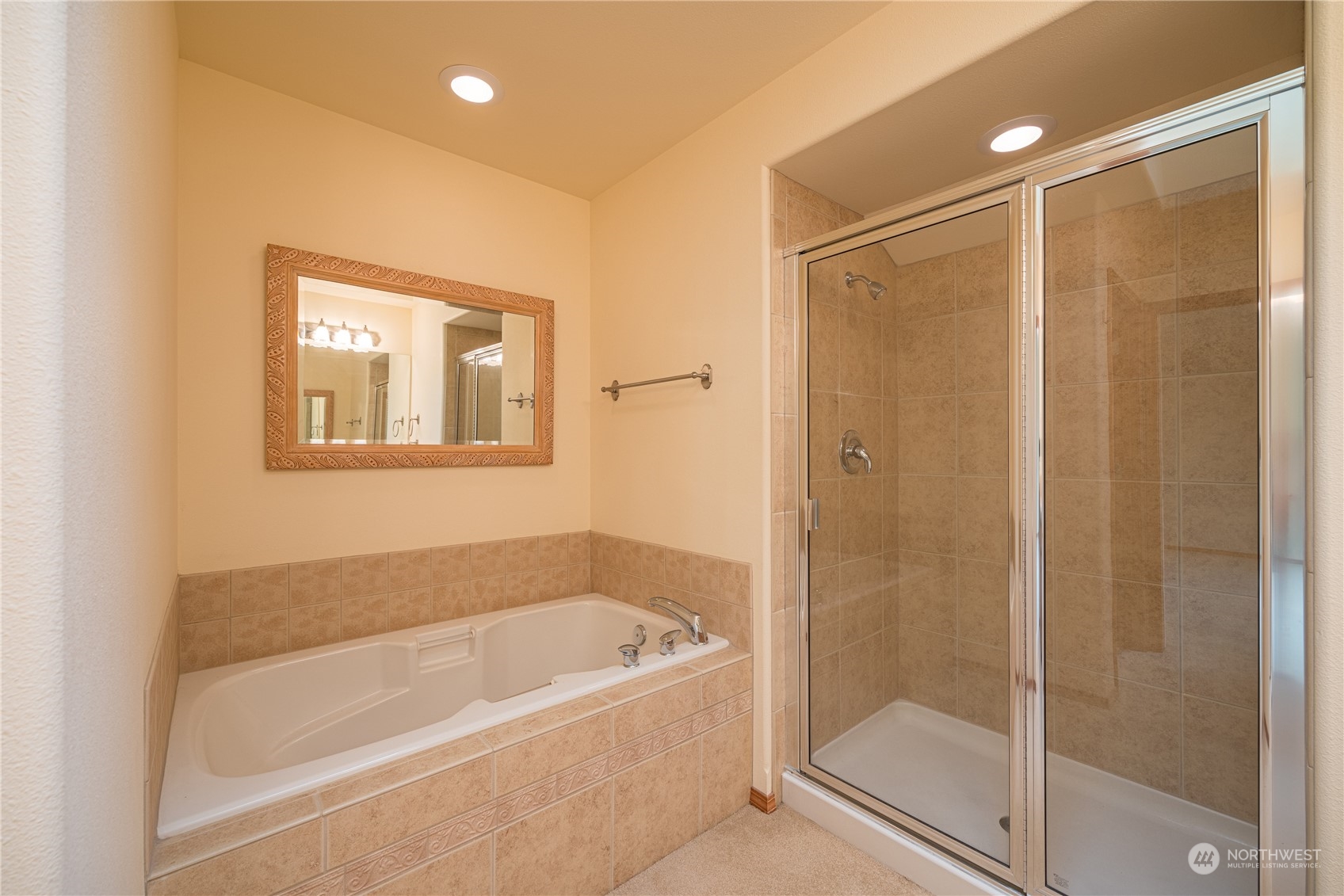 property viewer photo 21