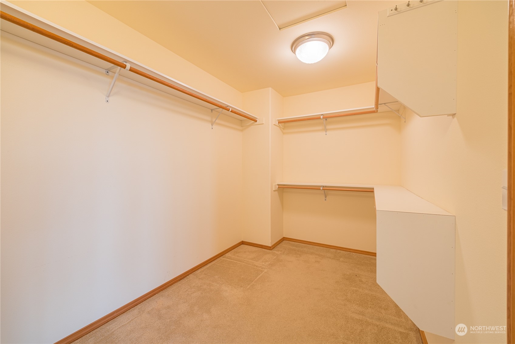 property viewer photo 22