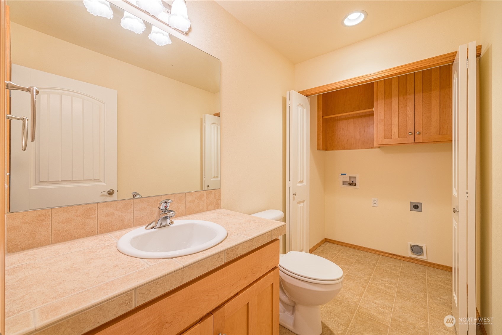 property viewer photo 25