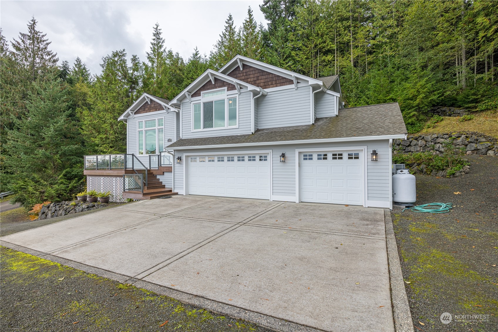 property viewer photo 3
