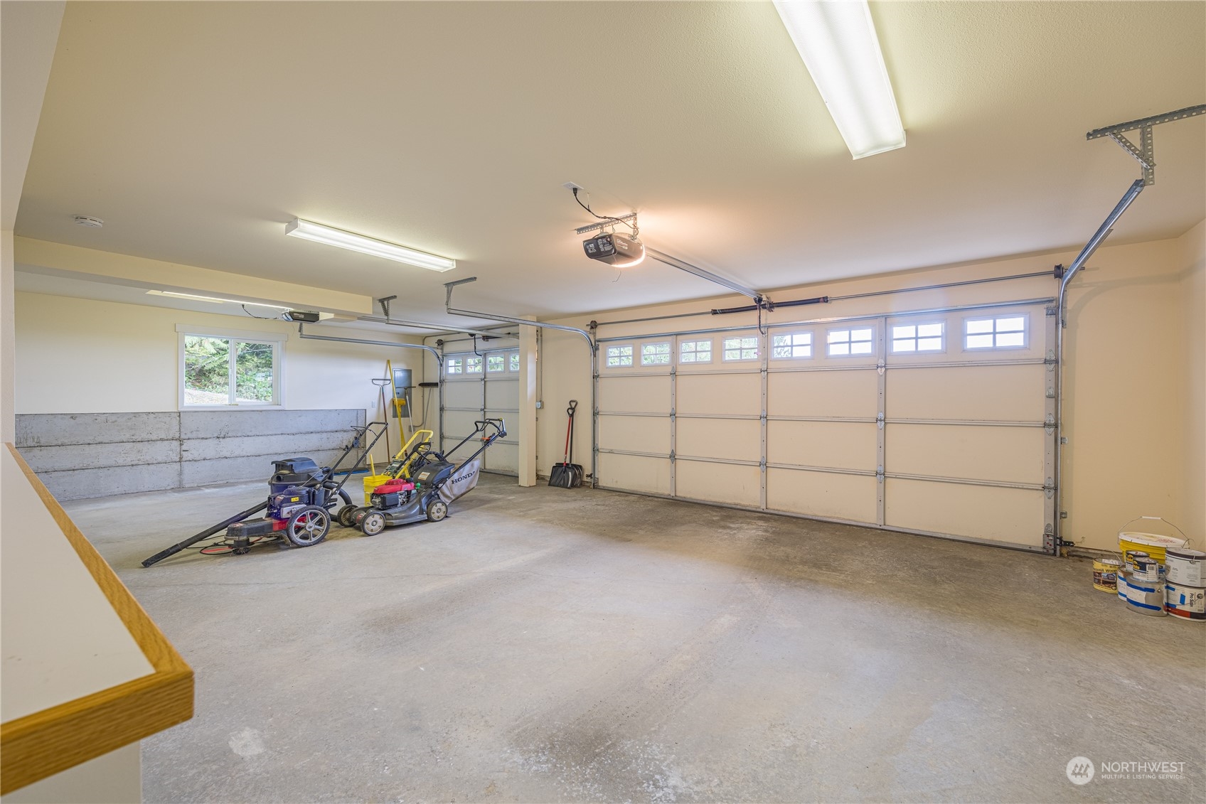 property viewer photo 32