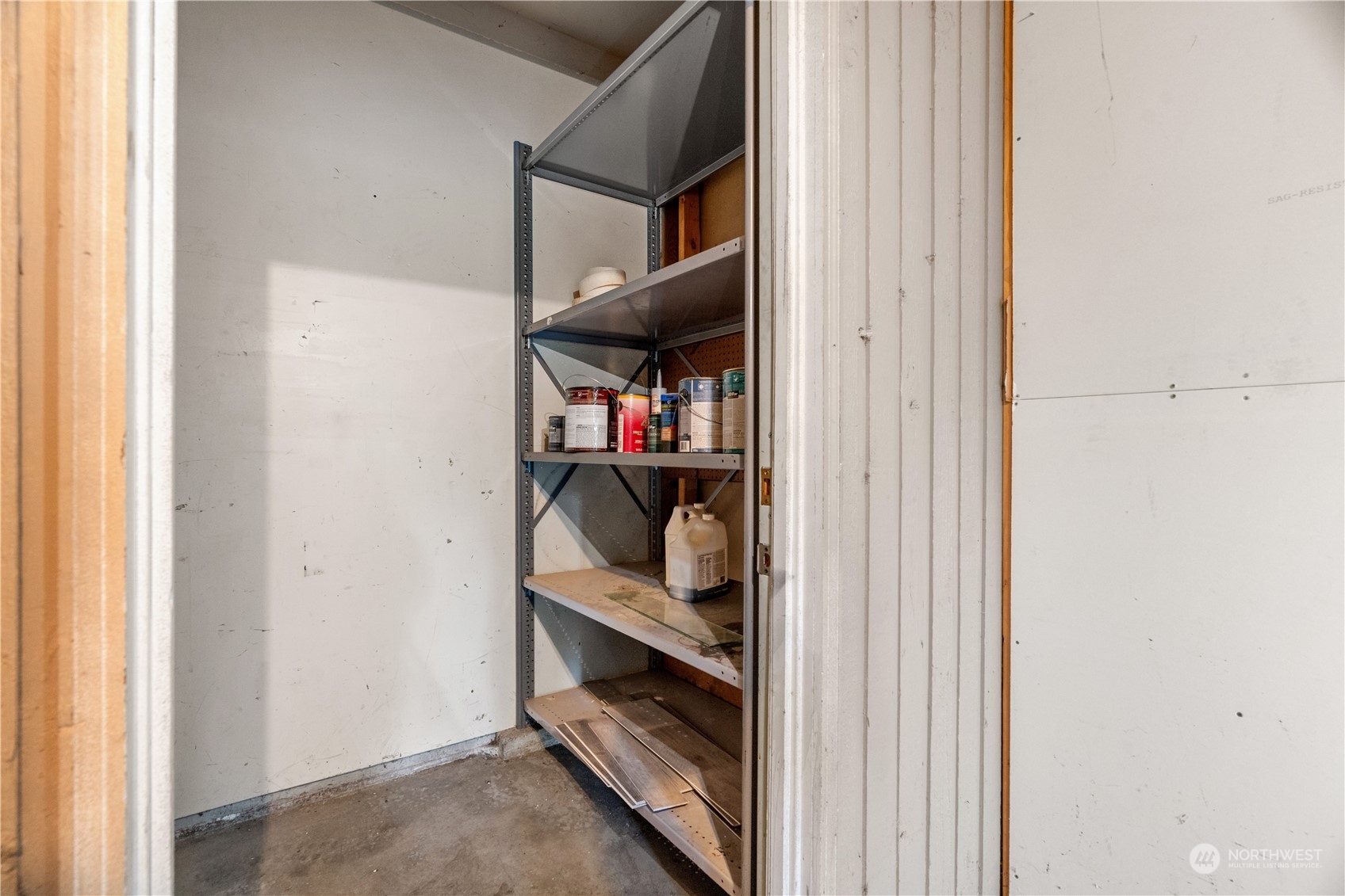 property viewer photo 24