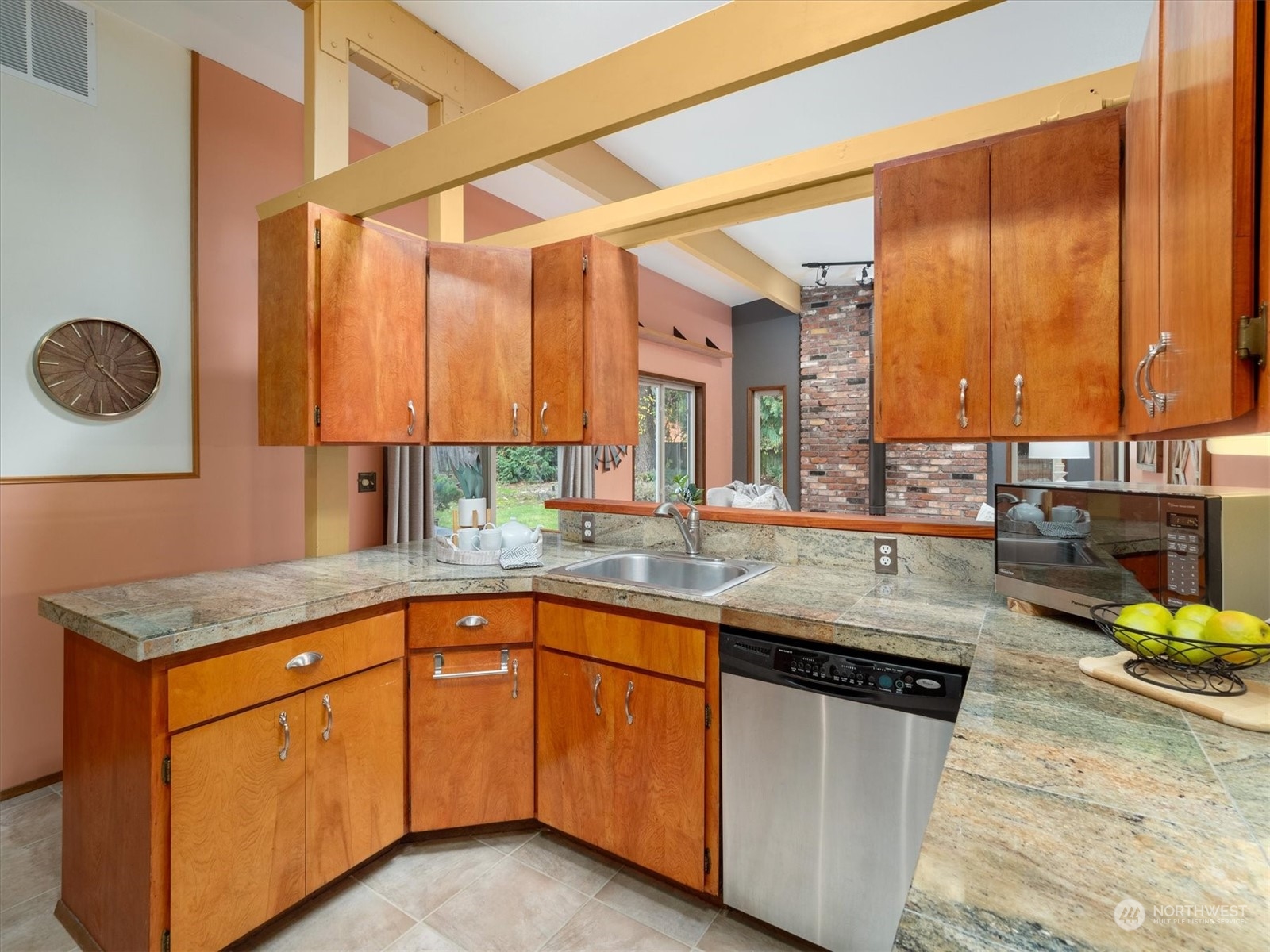 property viewer photo 11