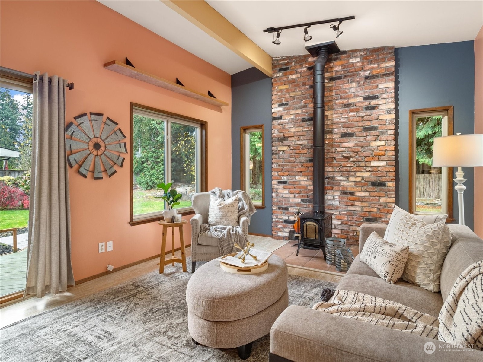 property viewer photo 14