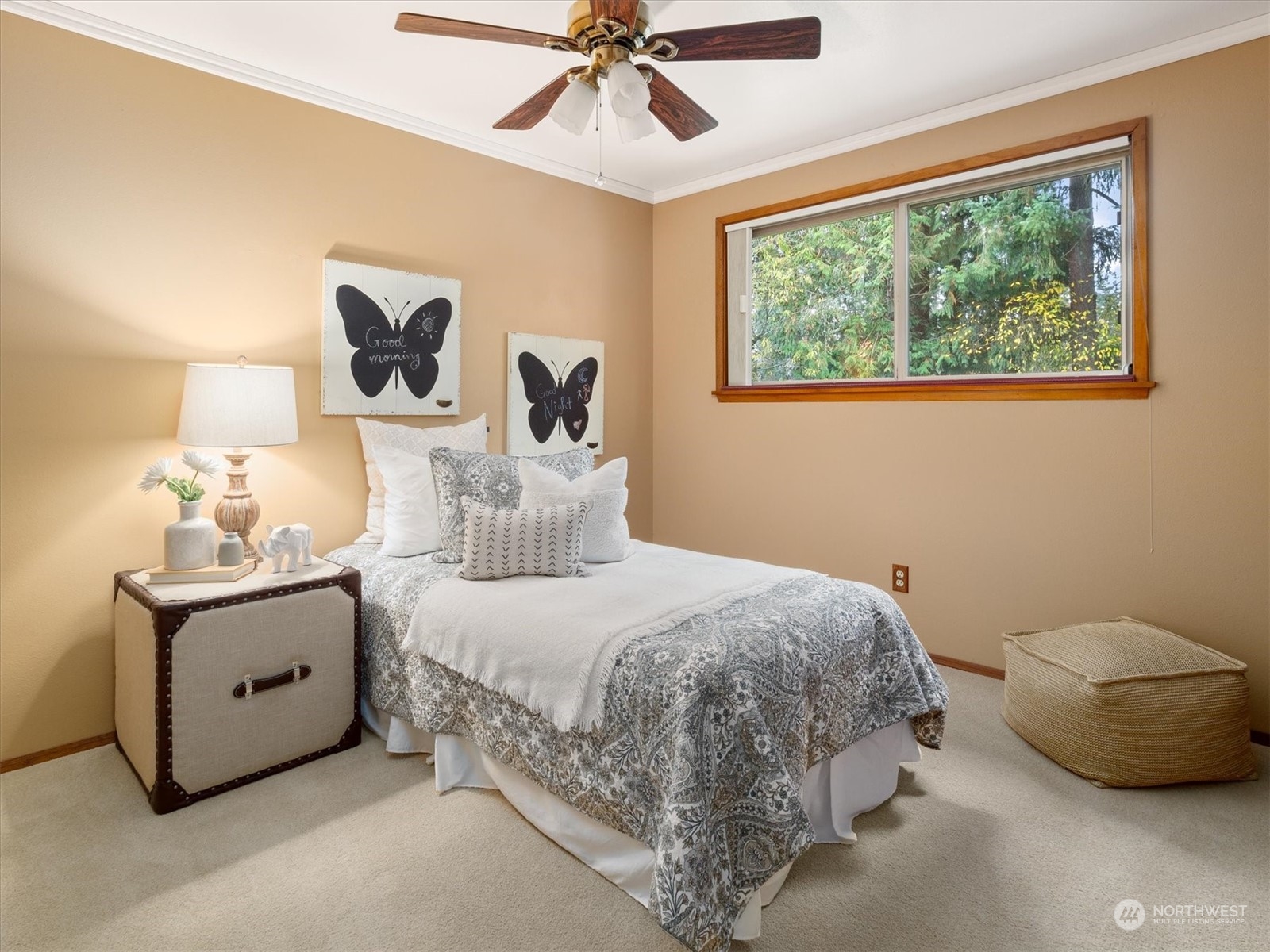 property viewer photo 18