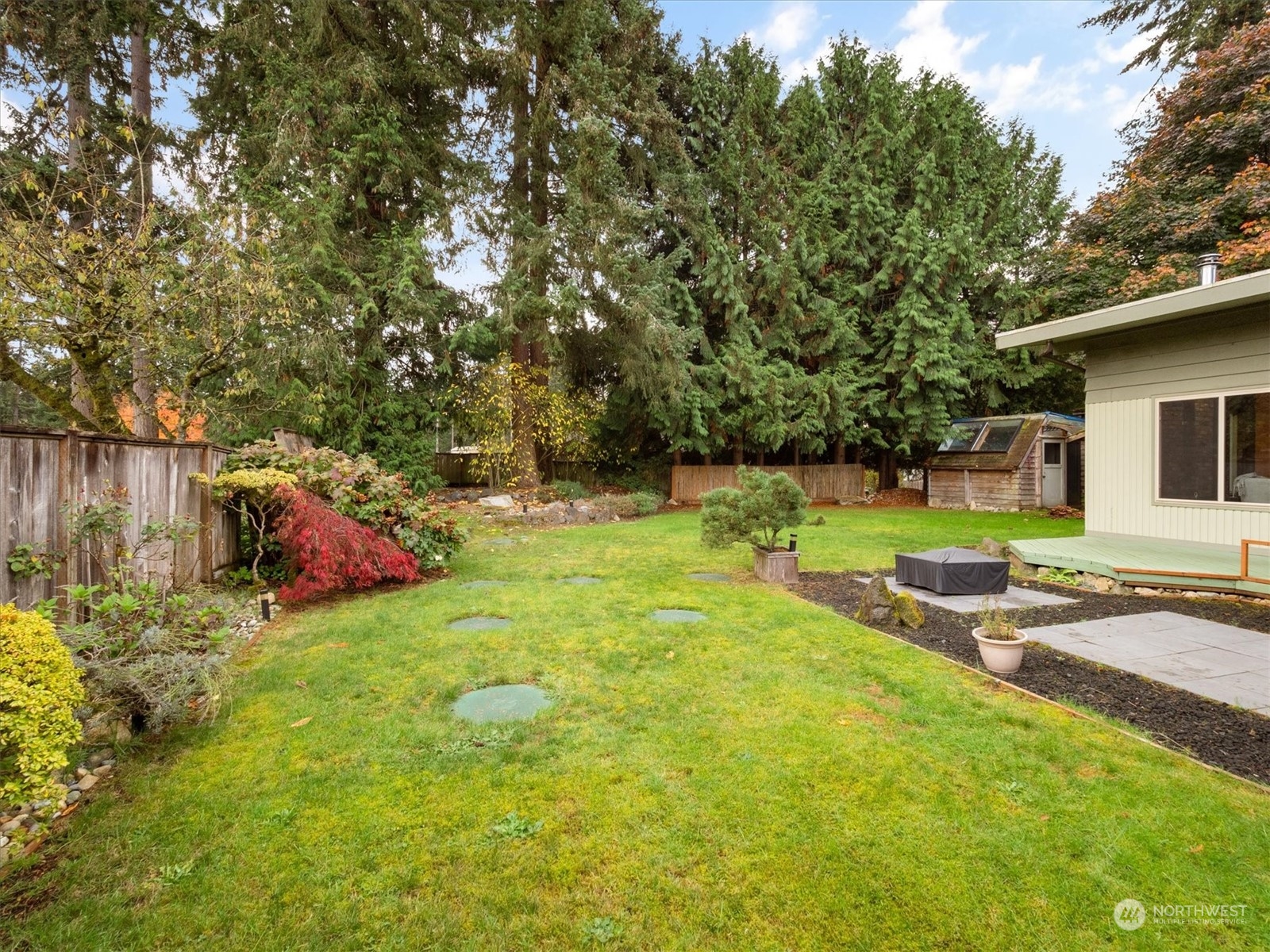 property viewer photo 26