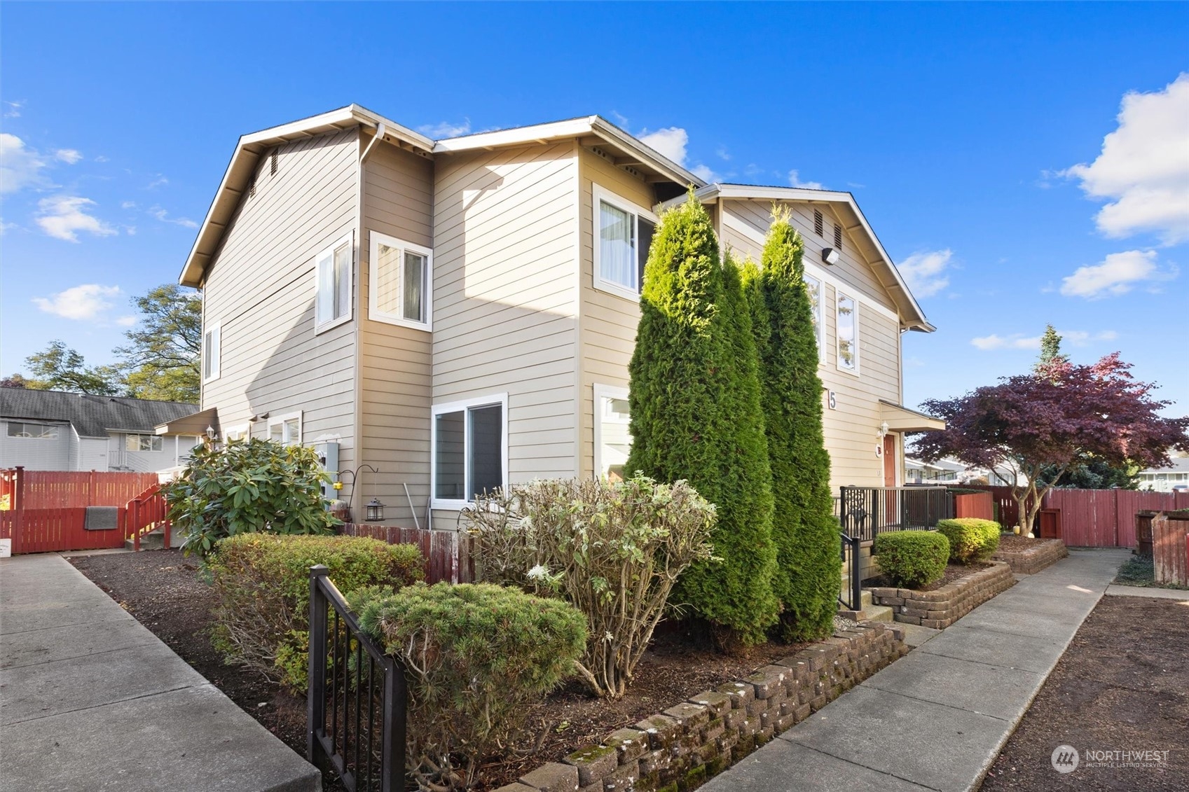 property viewer photo 23