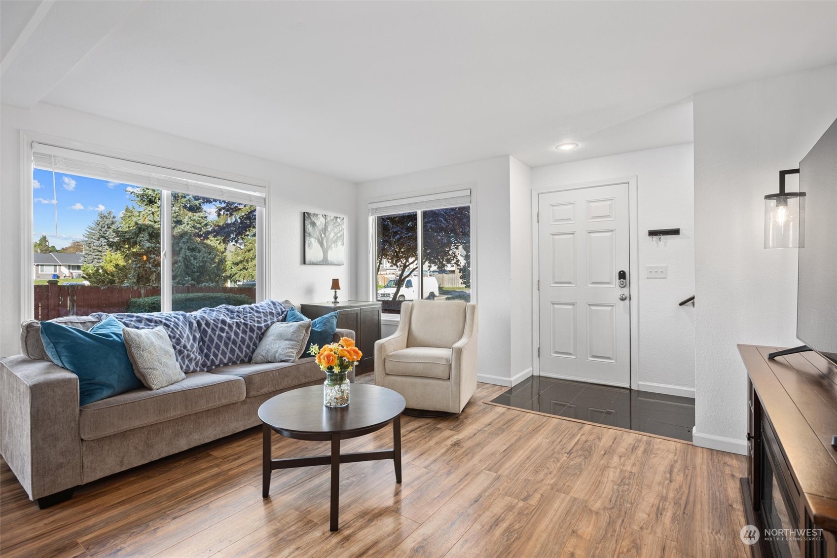 property viewer photo 5