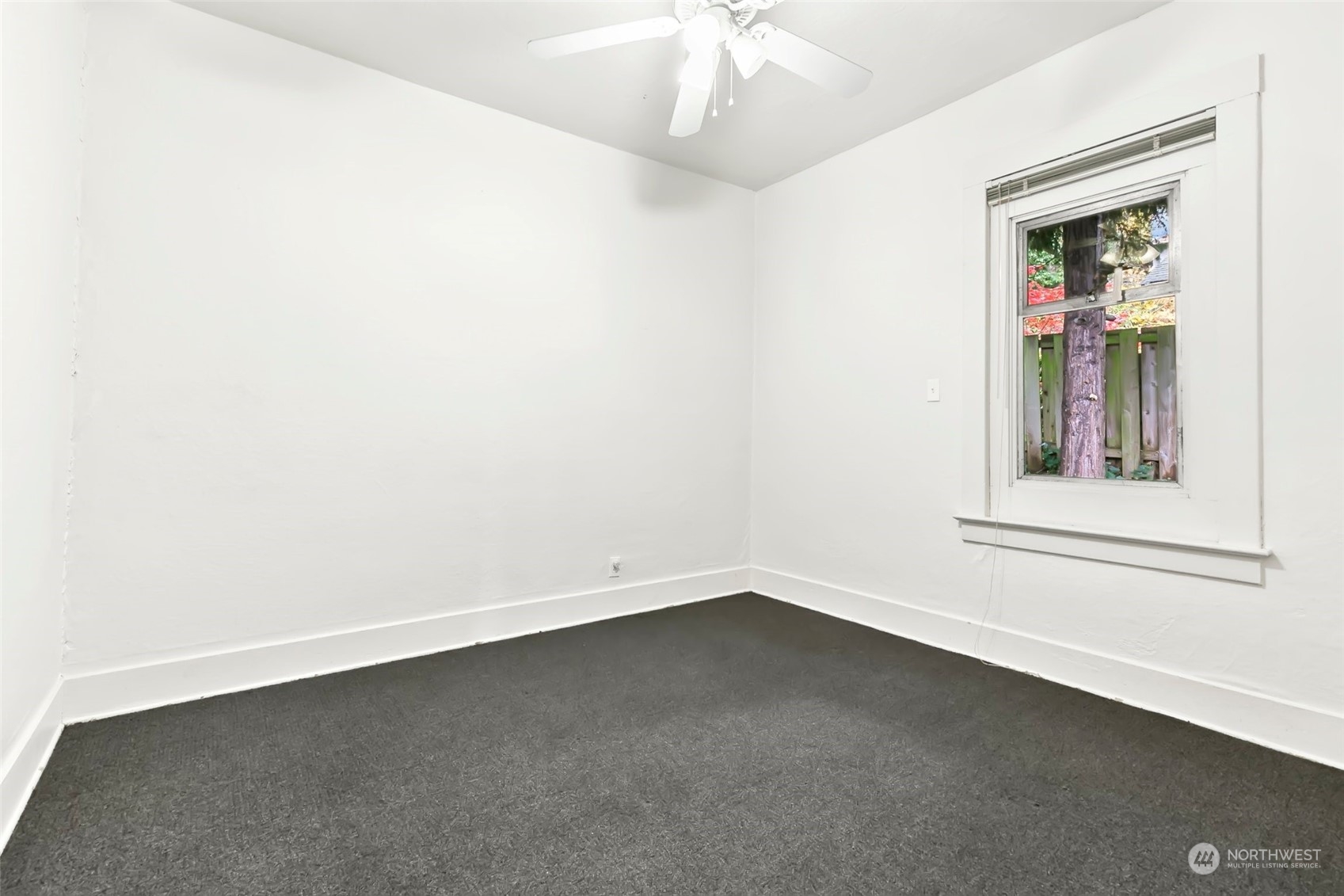 property viewer photo 21