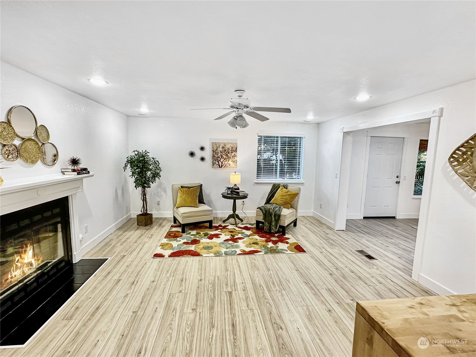 property viewer photo 13