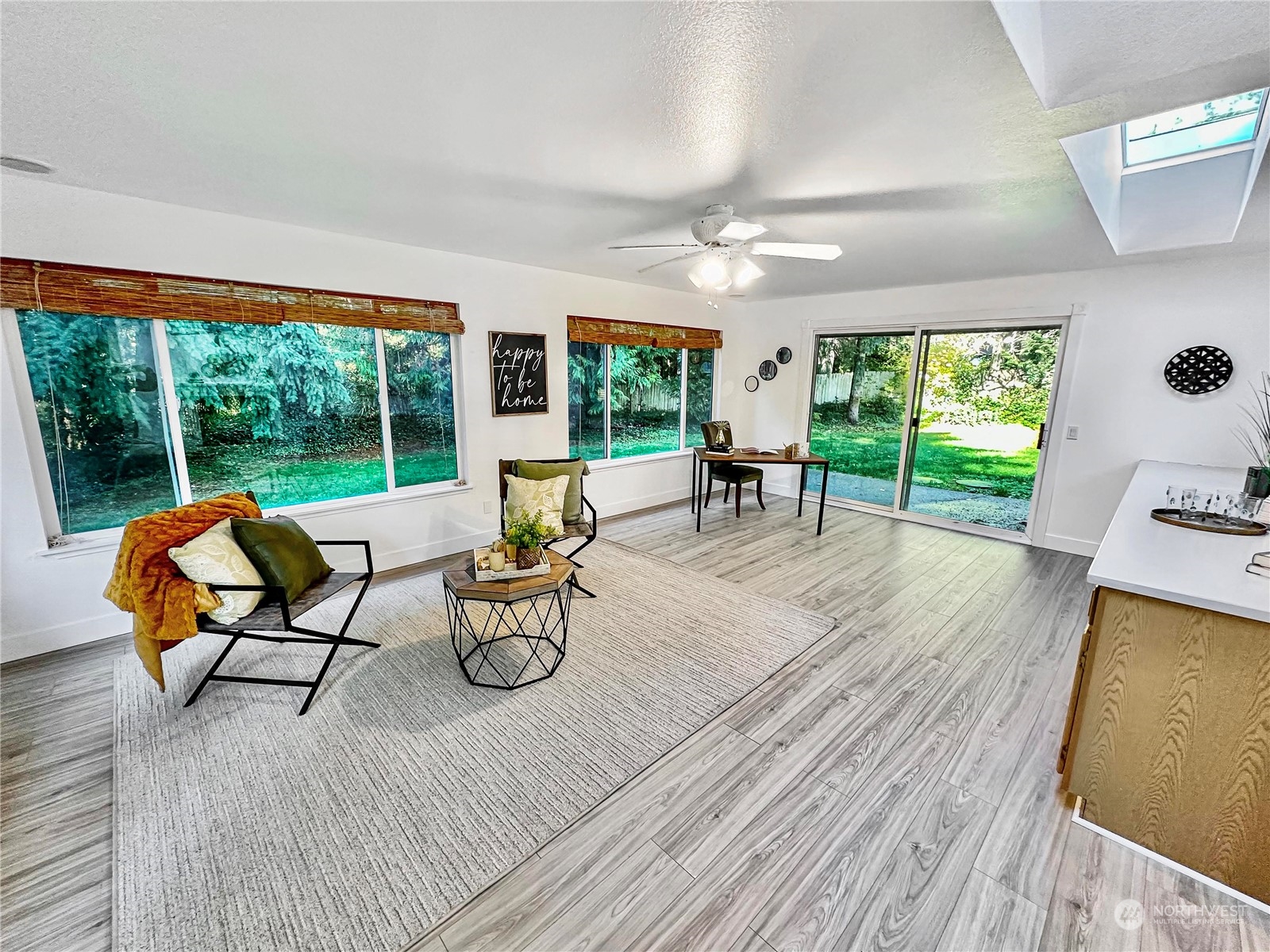 property viewer photo 17