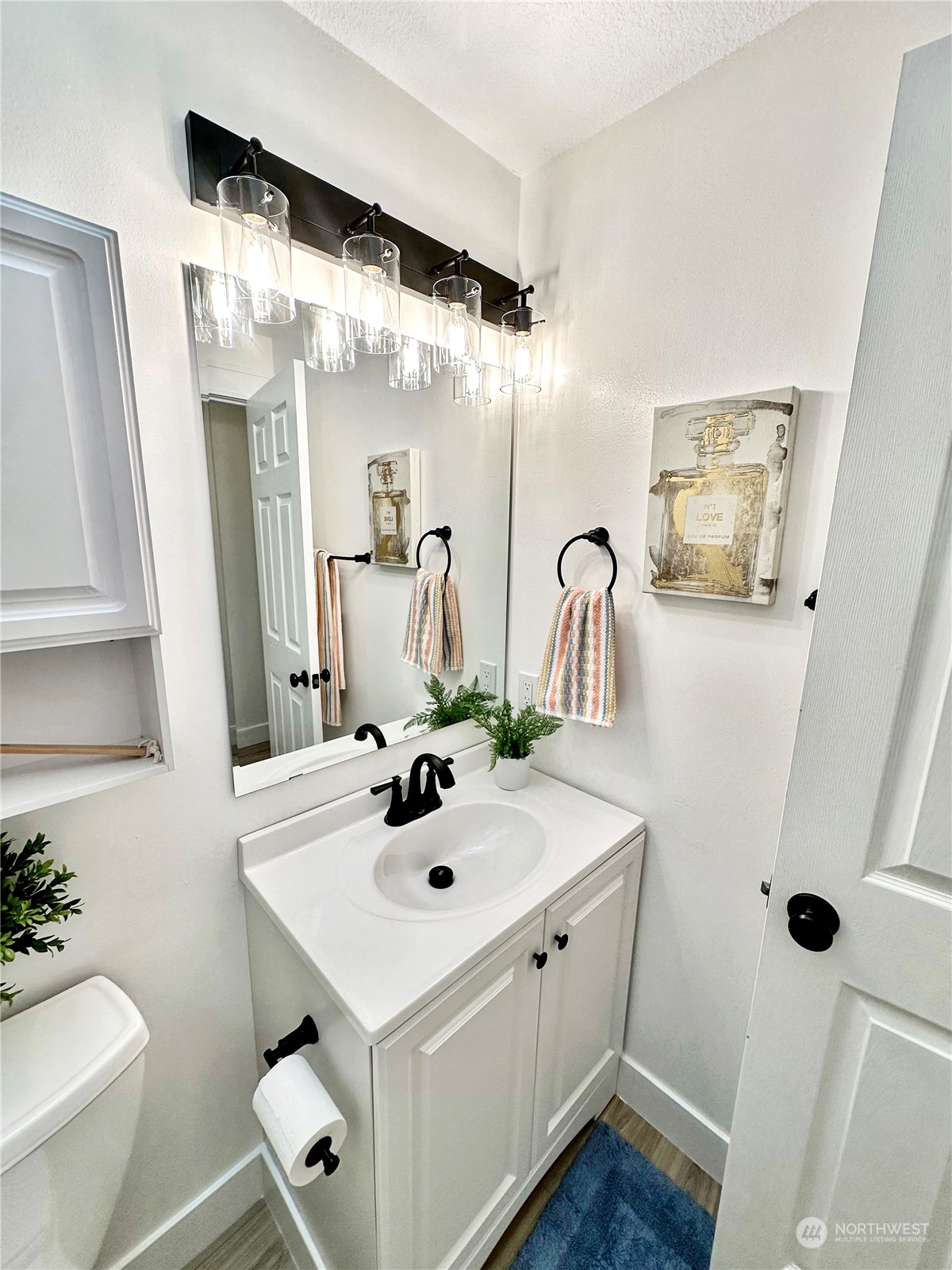property viewer photo 24