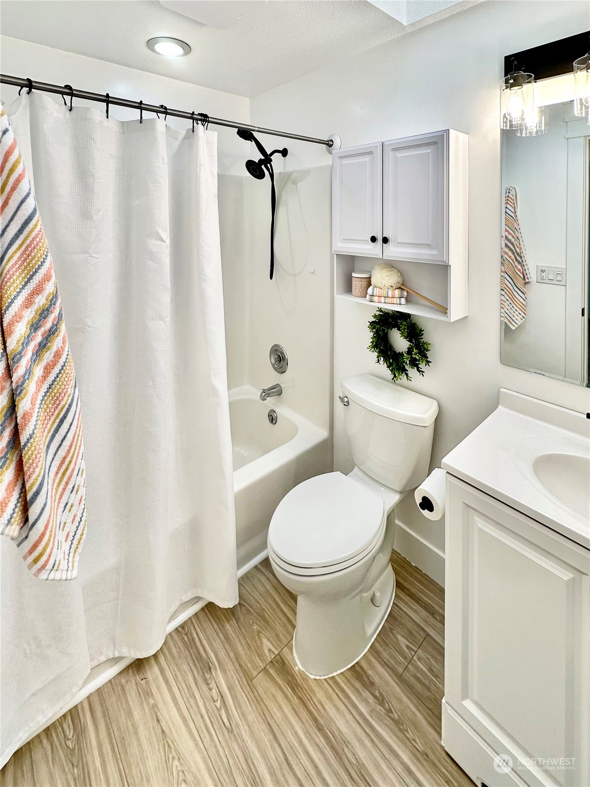 property viewer photo 25
