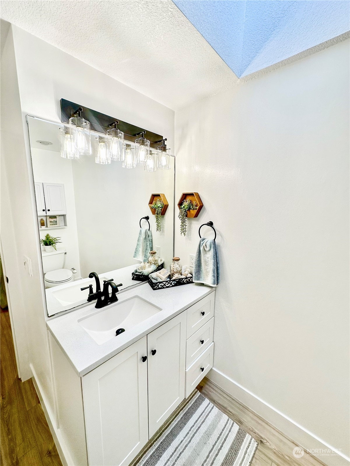 property viewer photo 31
