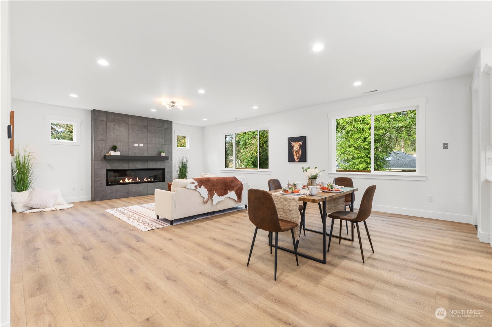 property viewer photo 10