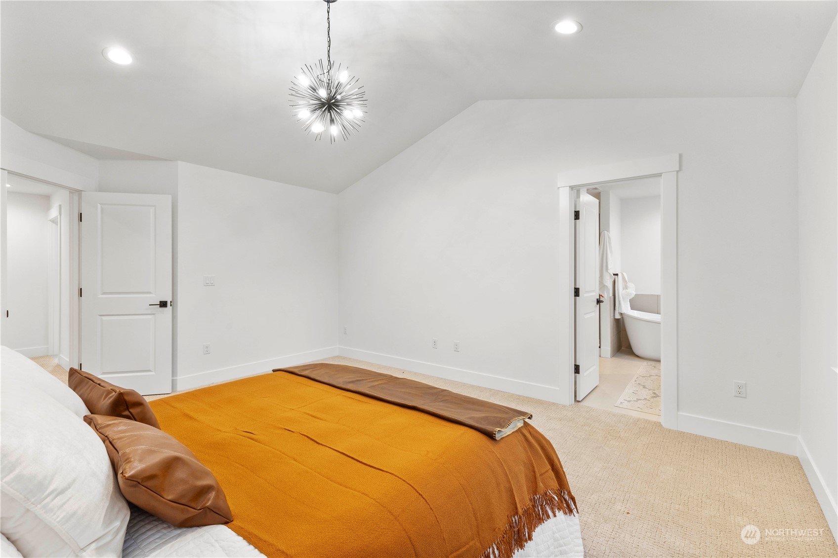 property viewer photo 15