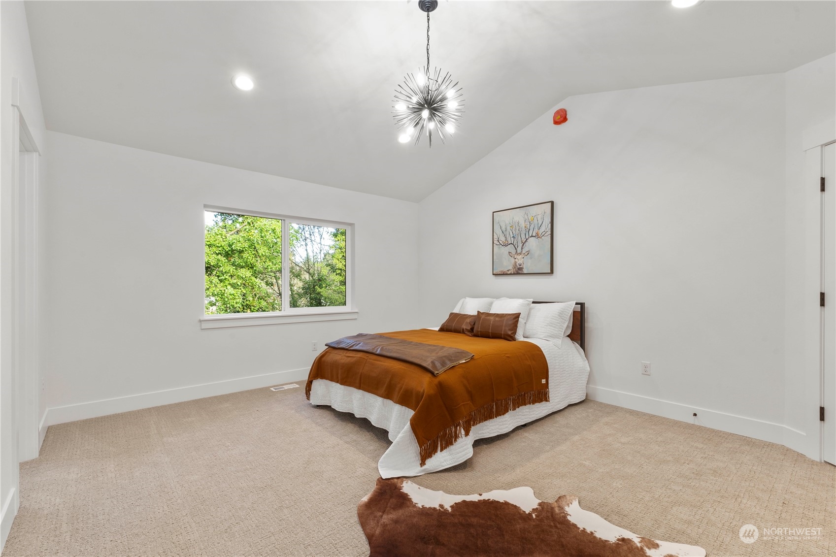 property viewer photo 16