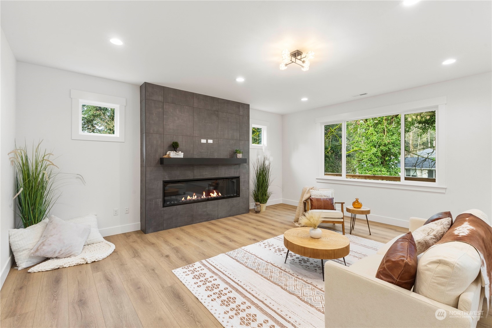 property viewer photo 7