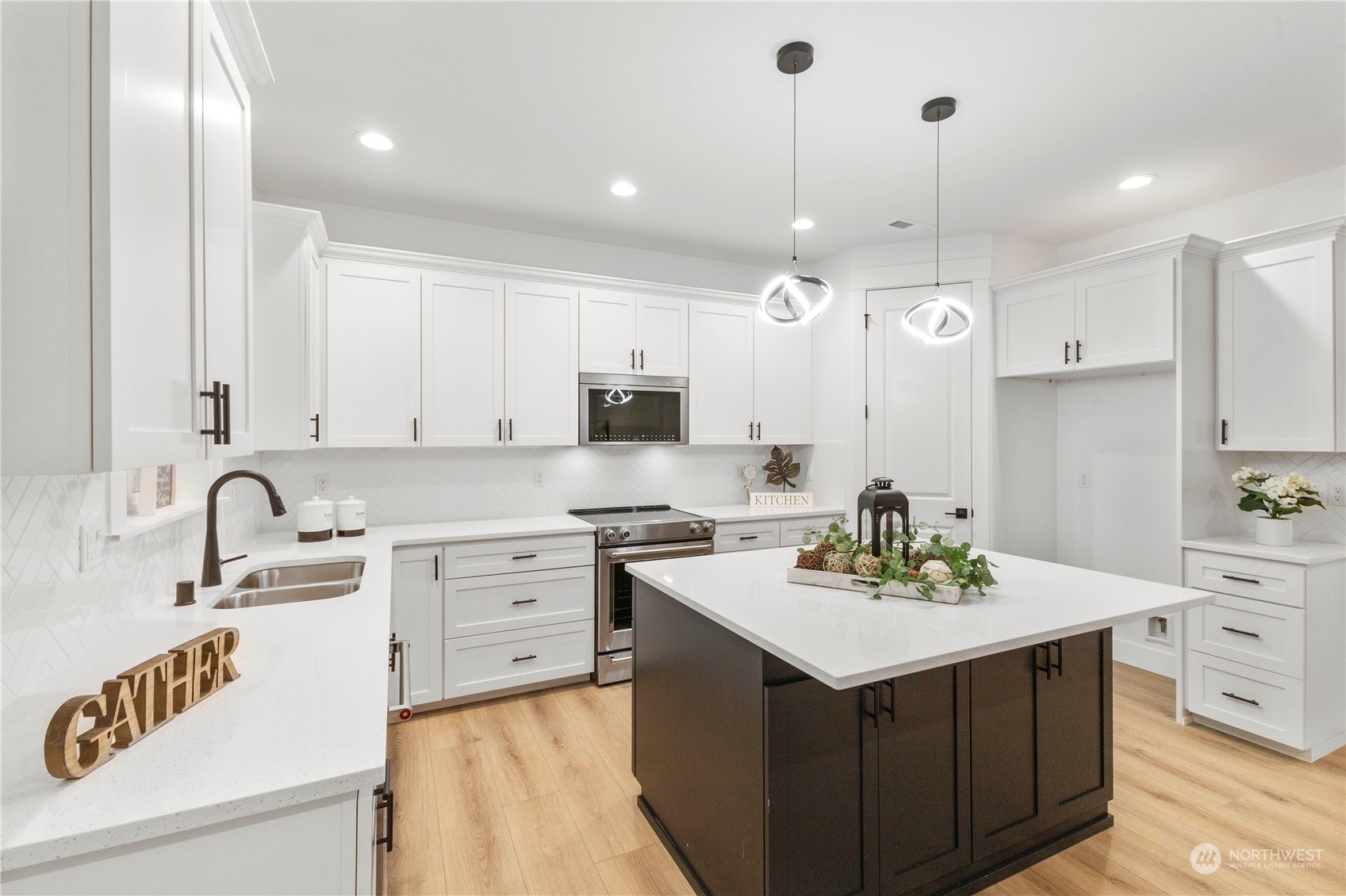 property viewer photo 8