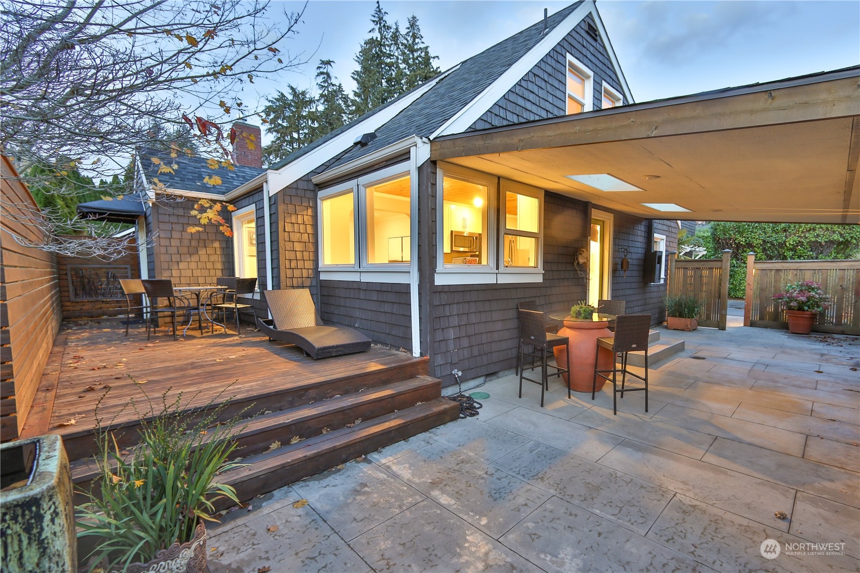 property viewer photo 1