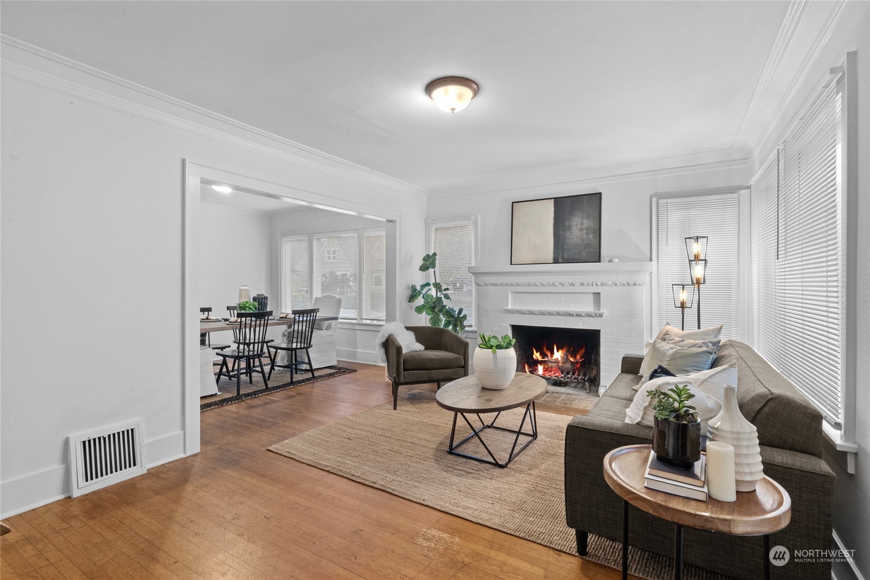 property viewer photo 2