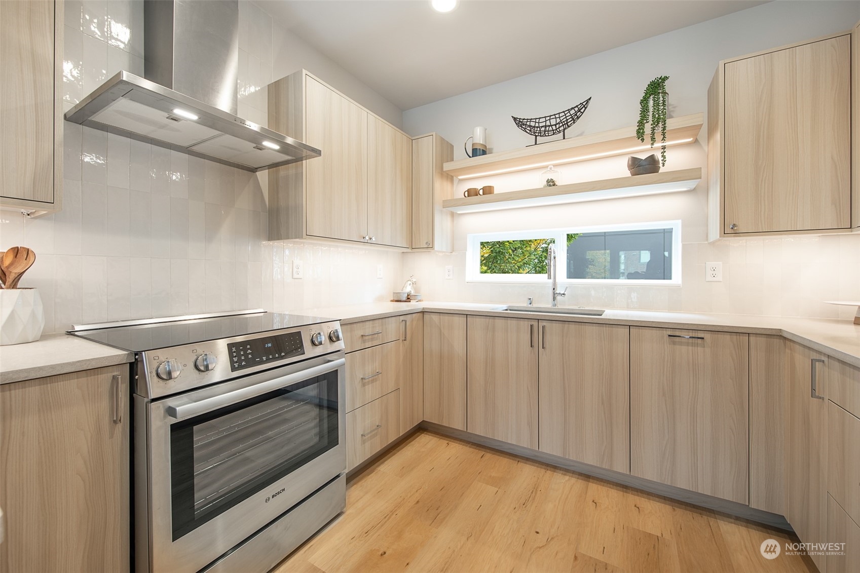 property viewer photo 11
