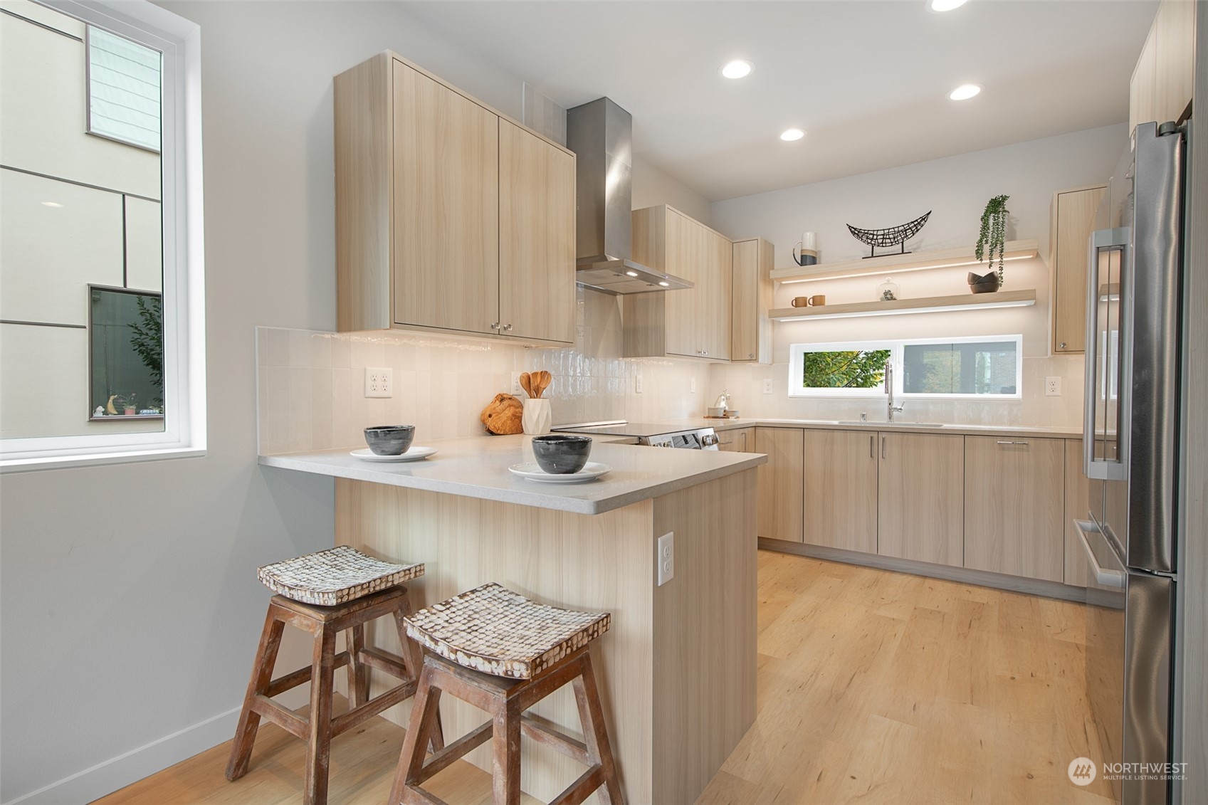 property viewer photo 13