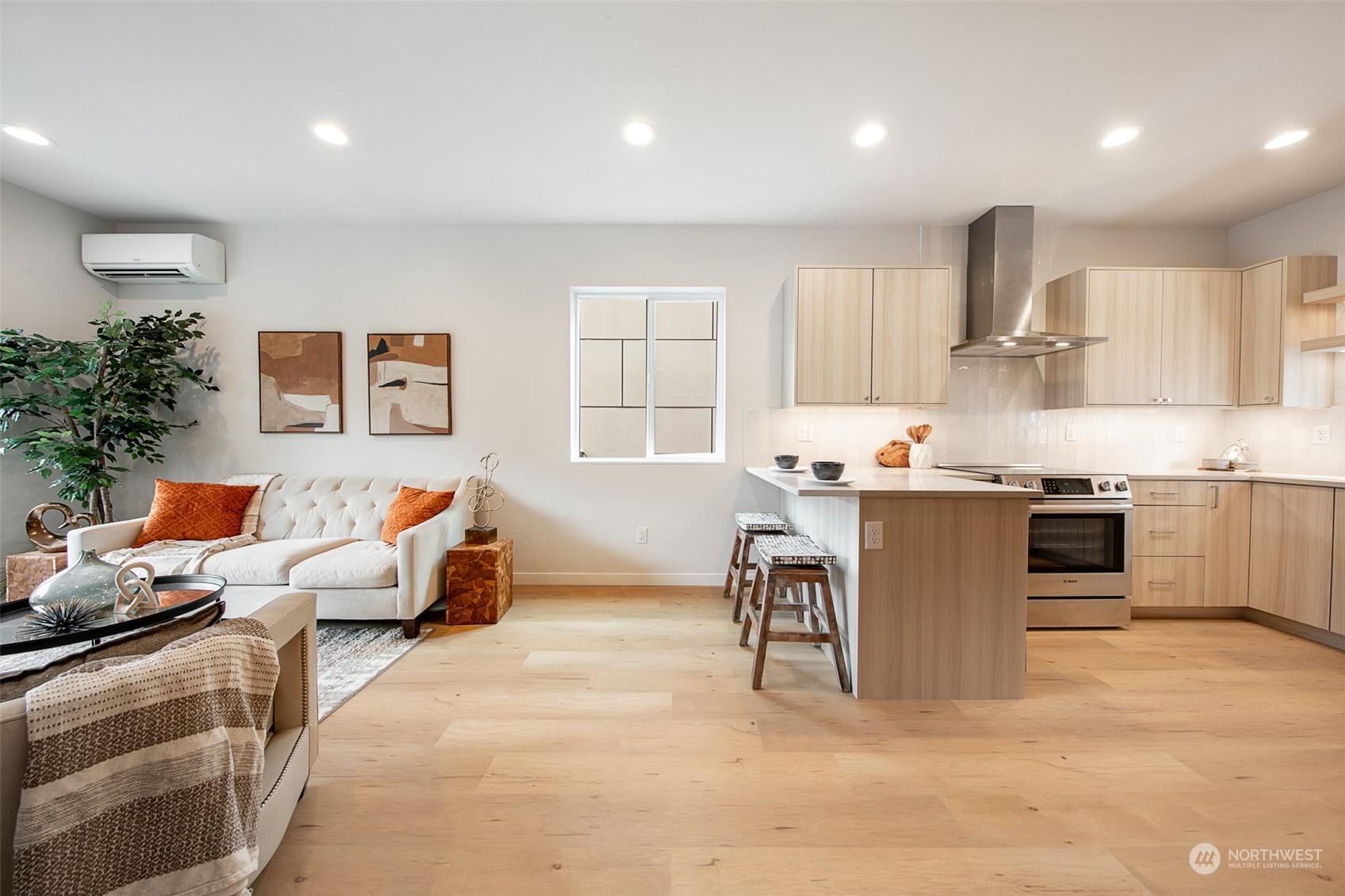 property viewer photo 15