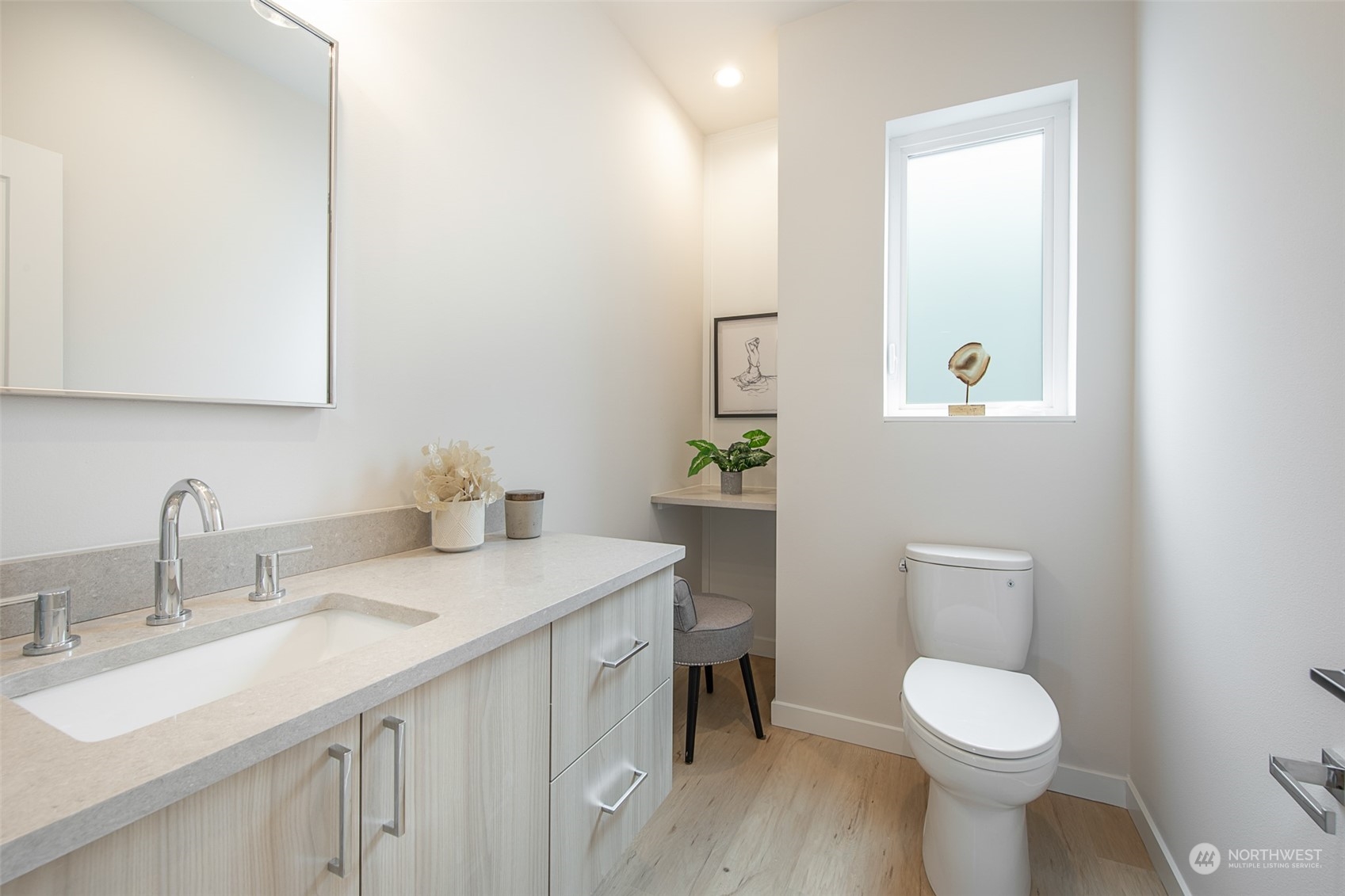 property viewer photo 17