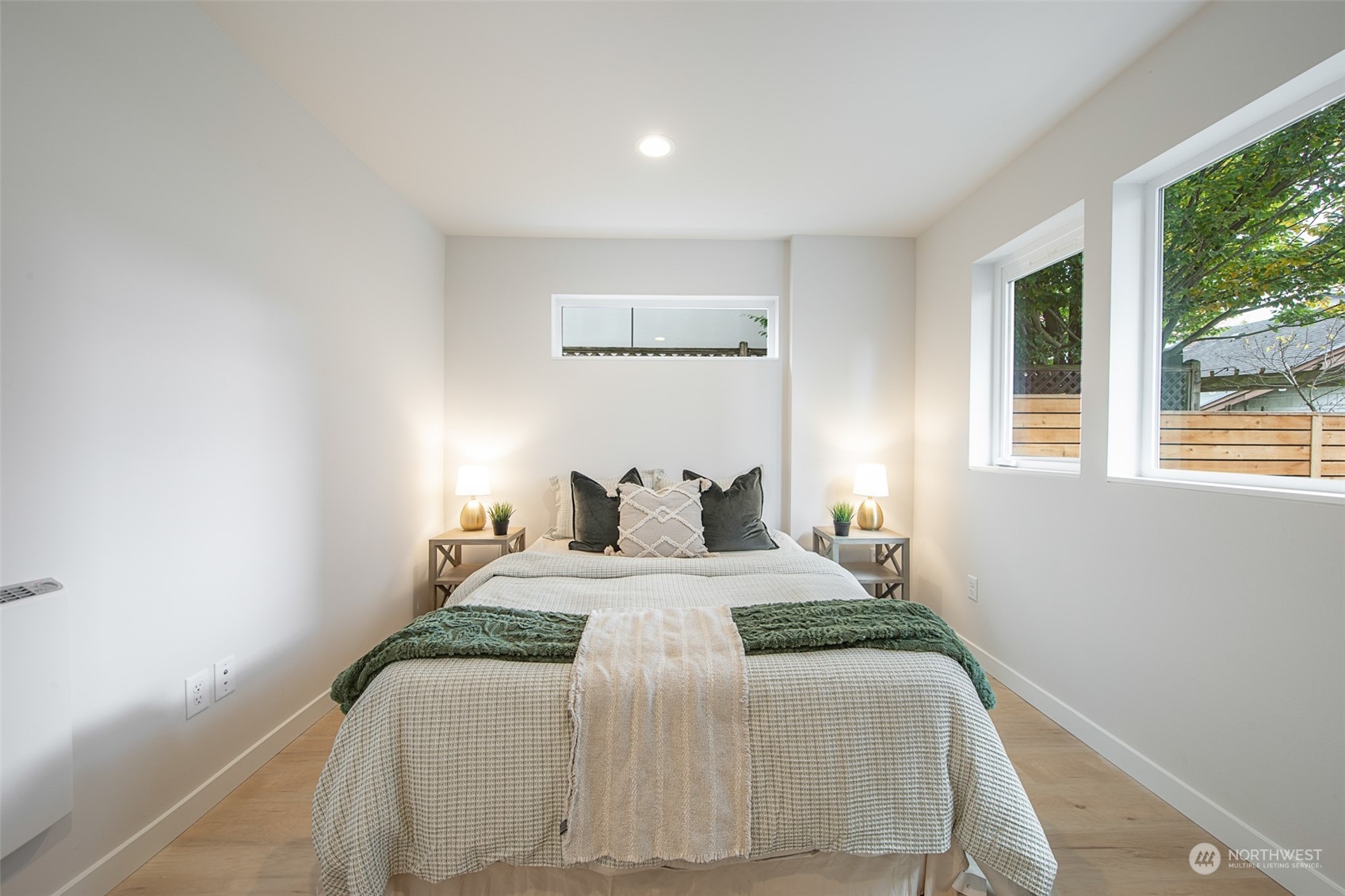 property viewer photo 5