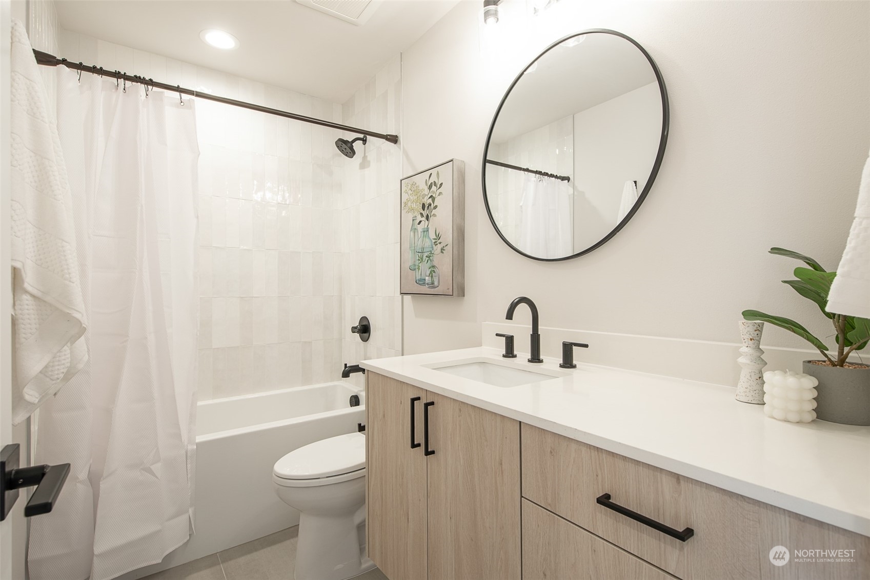 property viewer photo 6