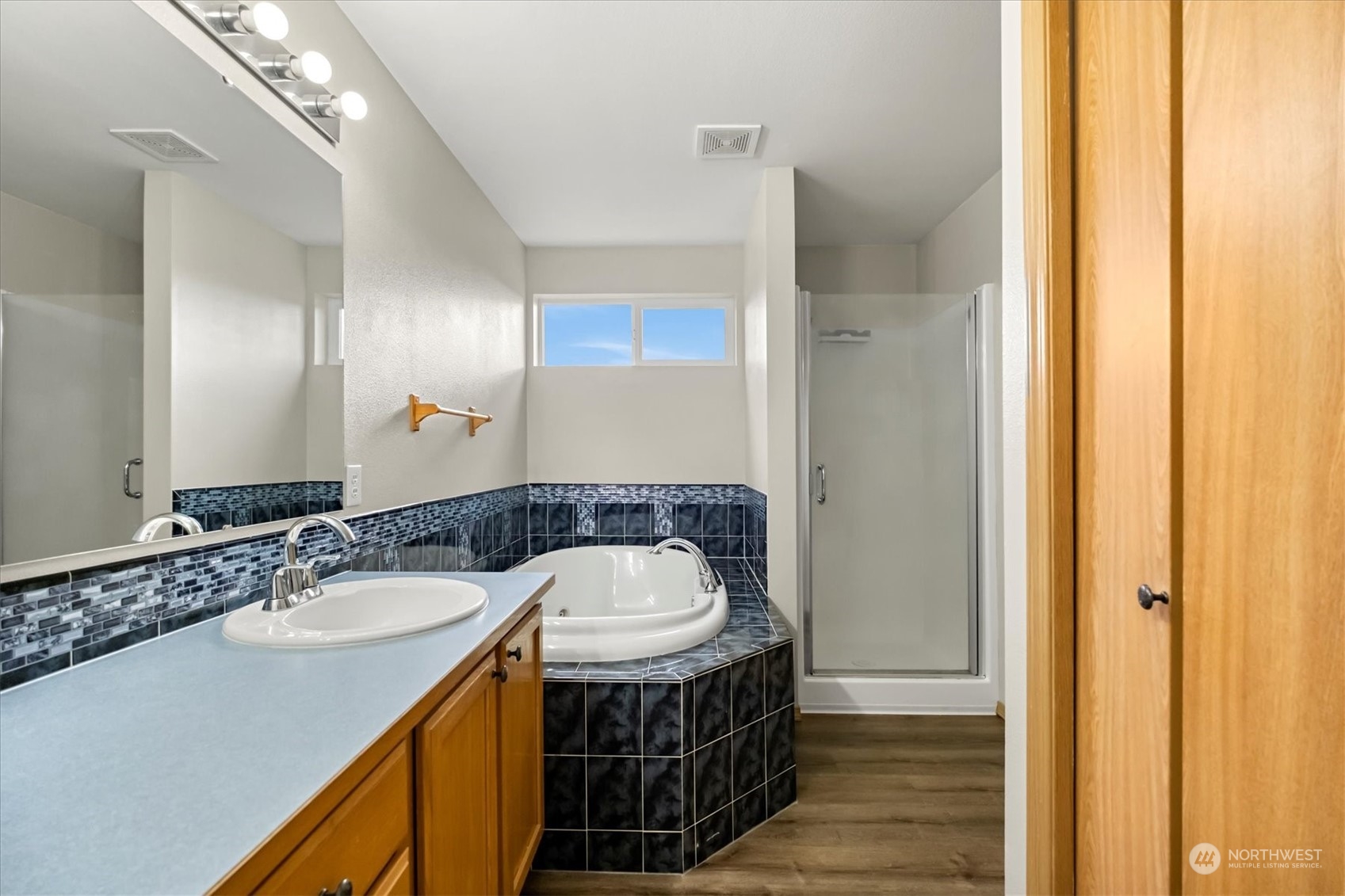property viewer photo 17
