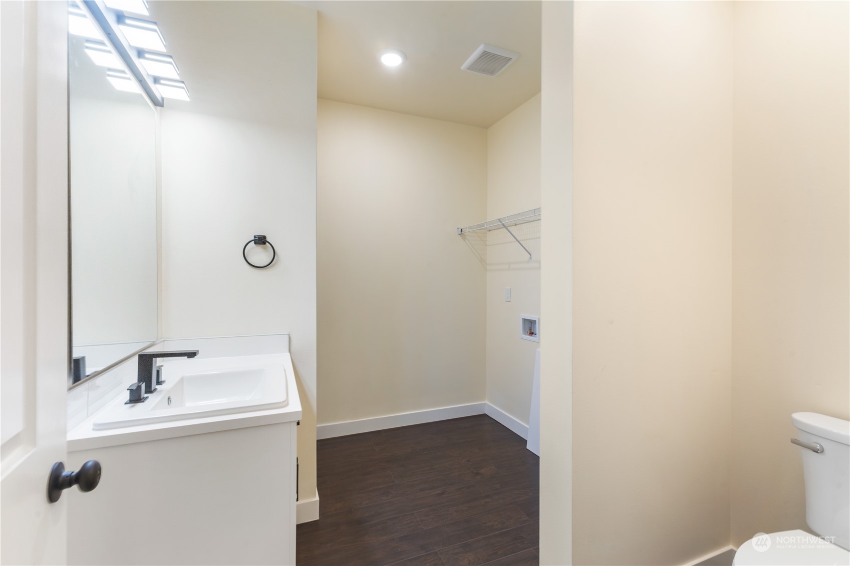 property viewer photo 11