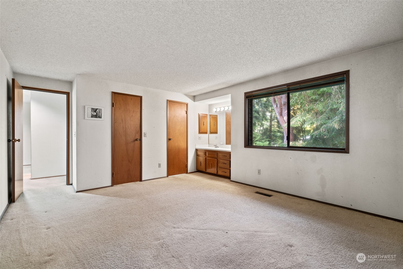 property viewer photo 17